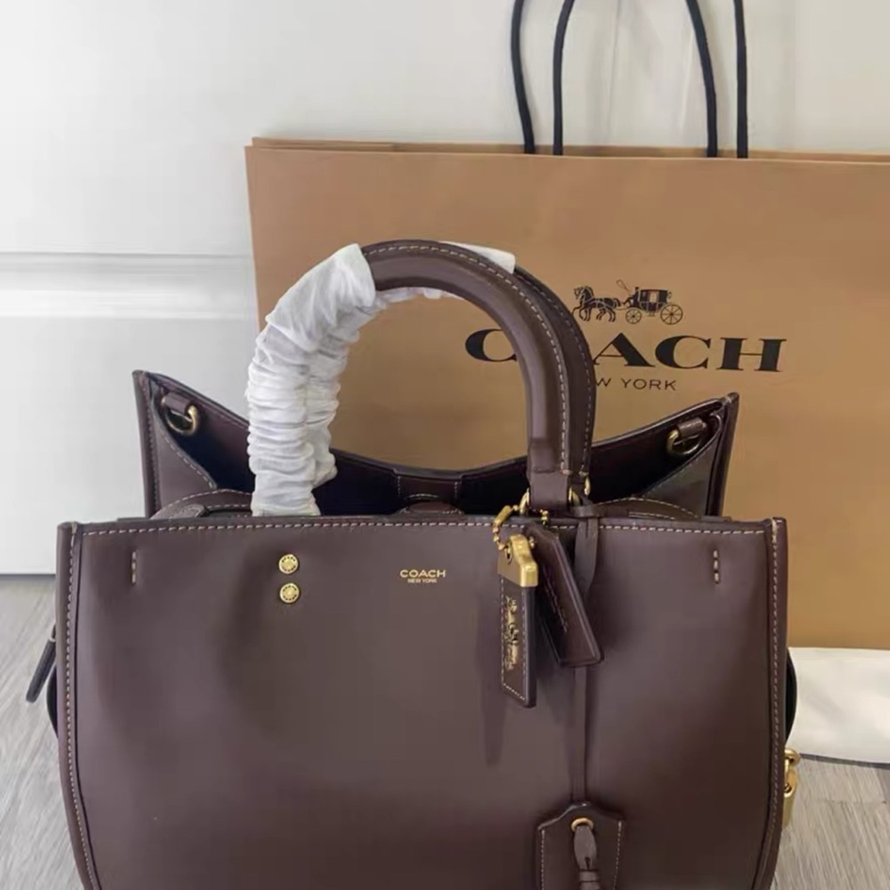 NWT - Authentic - Coach